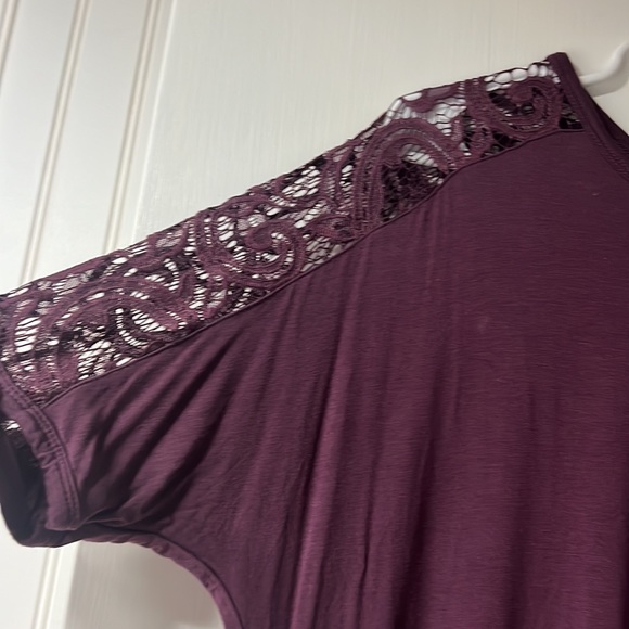 Zenana shirt Size M - Picture 2 of 3